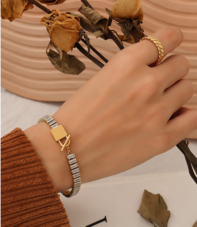 Diamonds Splicing OT Lock Luxury Bracelet